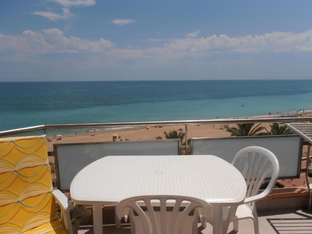 Surfing Peniscola Primera Linea De Playa מראה חיצוני תמונה